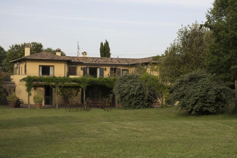 Agriturismo Scuderie Della Contea Сутри Экстерьер фото
